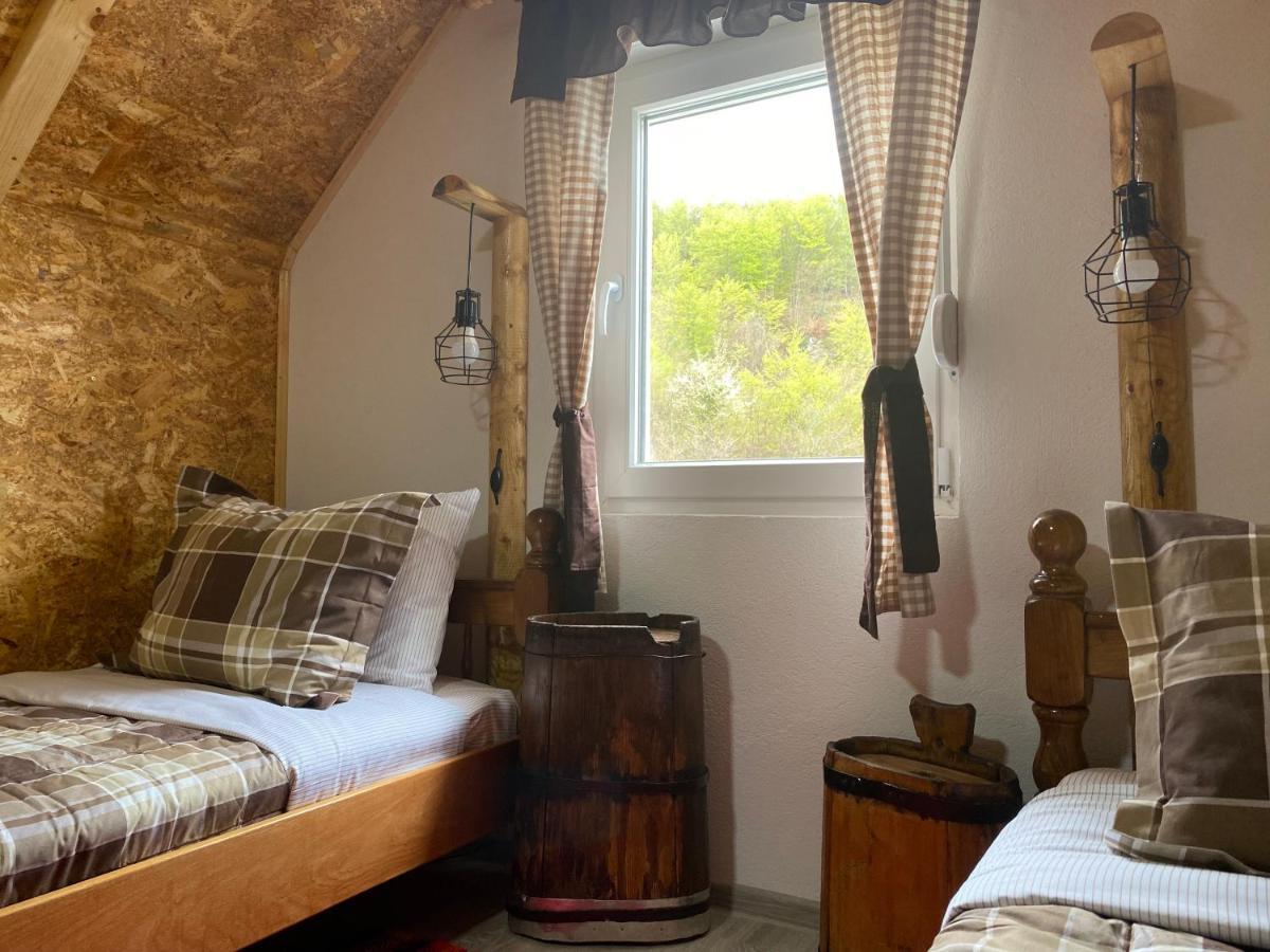 Apartmán Crossroads Preseka Plužine Exteriér fotografie