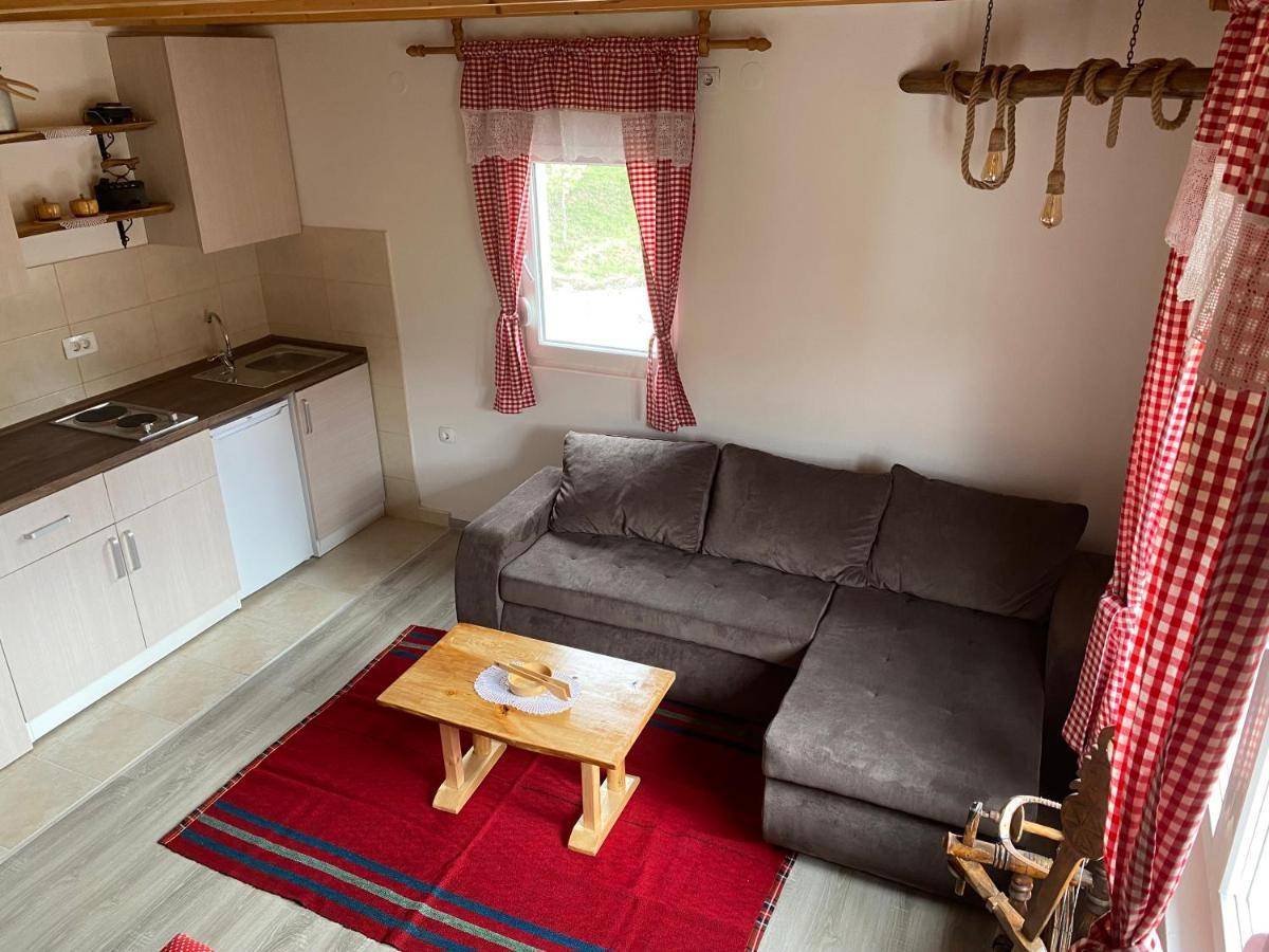 Apartmán Crossroads Preseka Plužine Exteriér fotografie